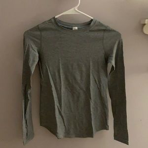 athletic long sleeve top